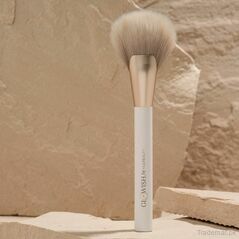 GloWish Airbrush Finish Skin Tint Brush, Face Brush - Trademart.pk
